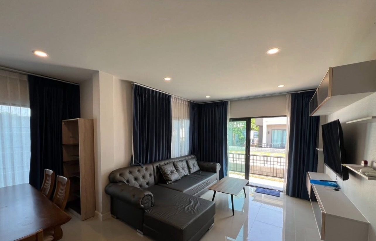 4 Bedroom House for rent at Centro Bangyai — photo 3