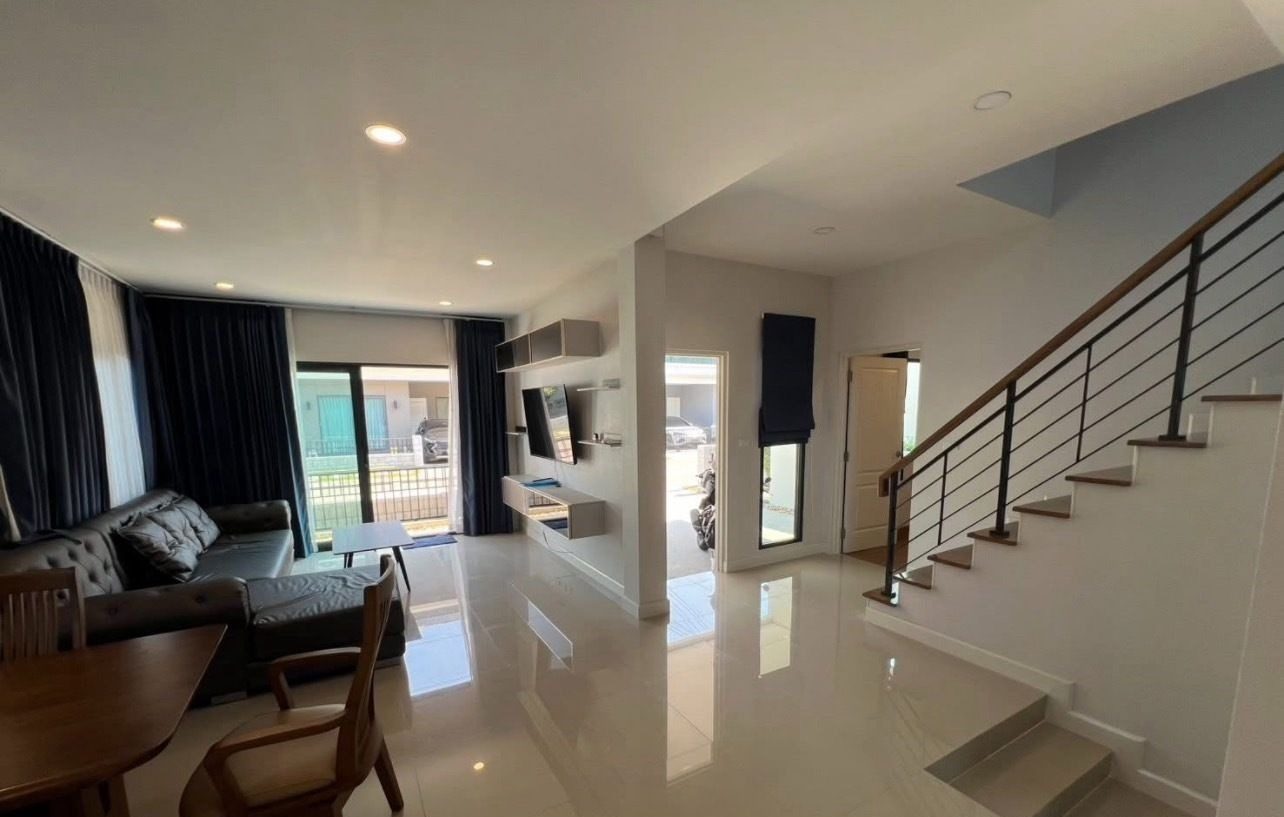 4 Bedroom House for rent at Centro Bangyai — photo 4