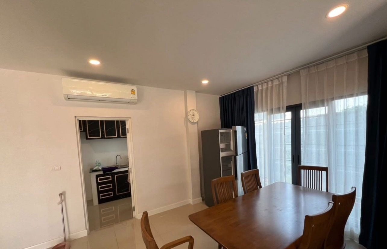 4 Bedroom House for rent at Centro Bangyai — photo 5