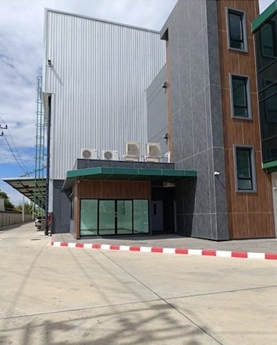 Retail space for rent at Port09 Warehouse — photo 4