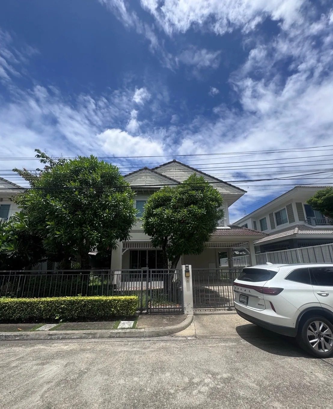 3 Bedroom House for rent at Mantana Pinklao-Rama 5 — photo 1