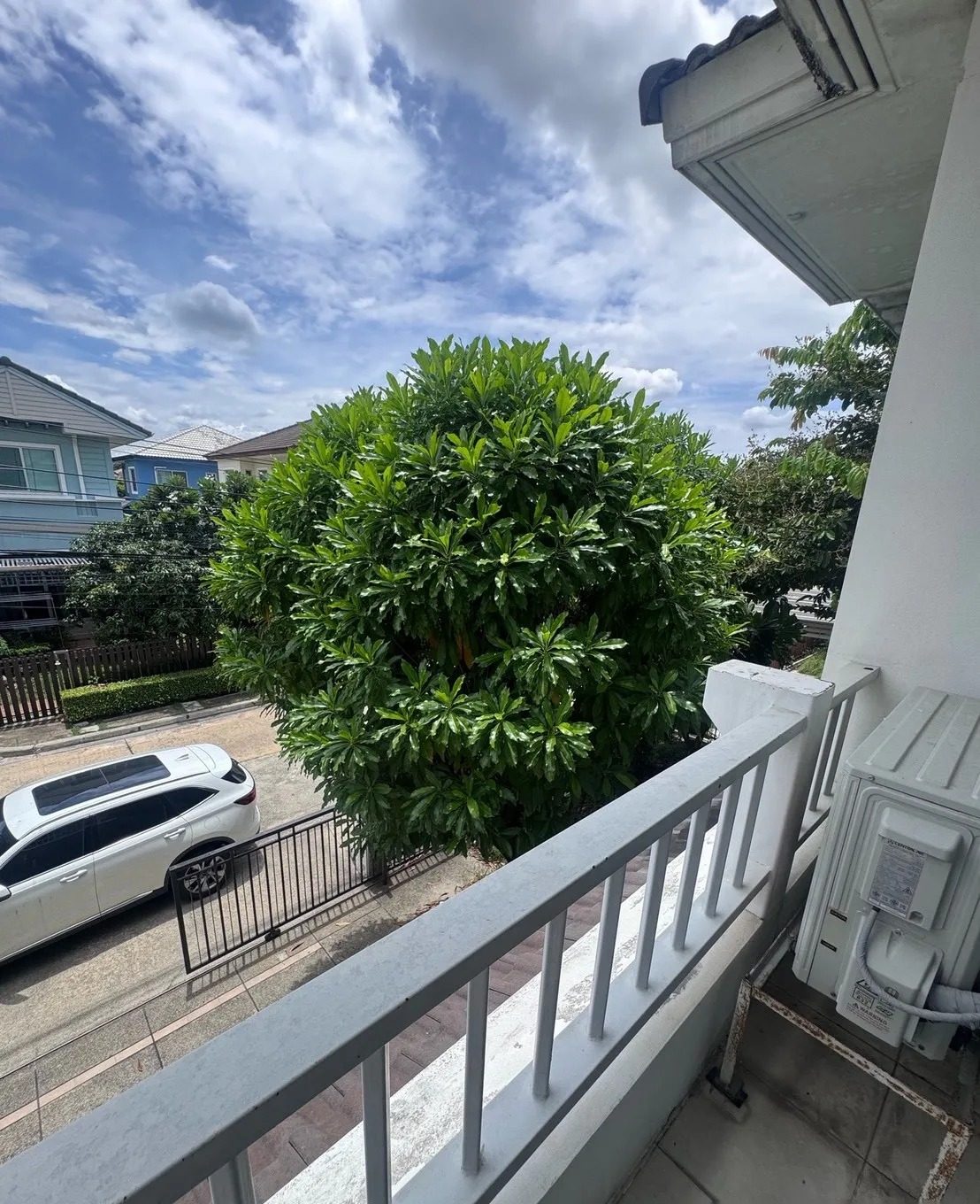 3 Bedroom House for rent at Mantana Pinklao-Rama 5 — photo 2