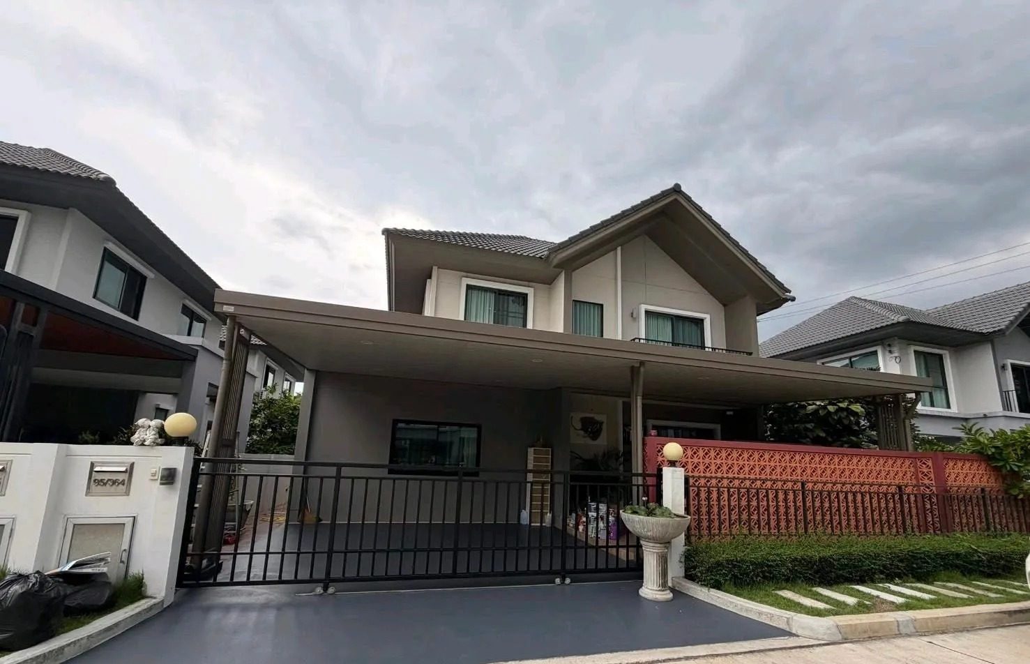 4 Bedroom House for rent at PAVE Pinklao-Salaya