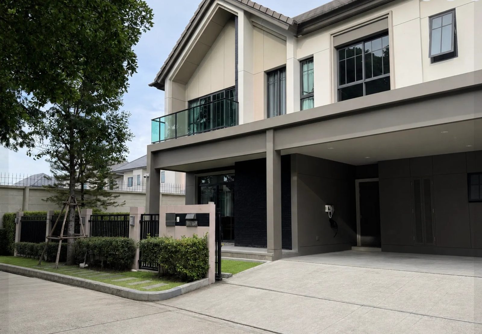 4 Bedroom House for rent at Bangkok Boulevard Sathorn-Pinklao 2