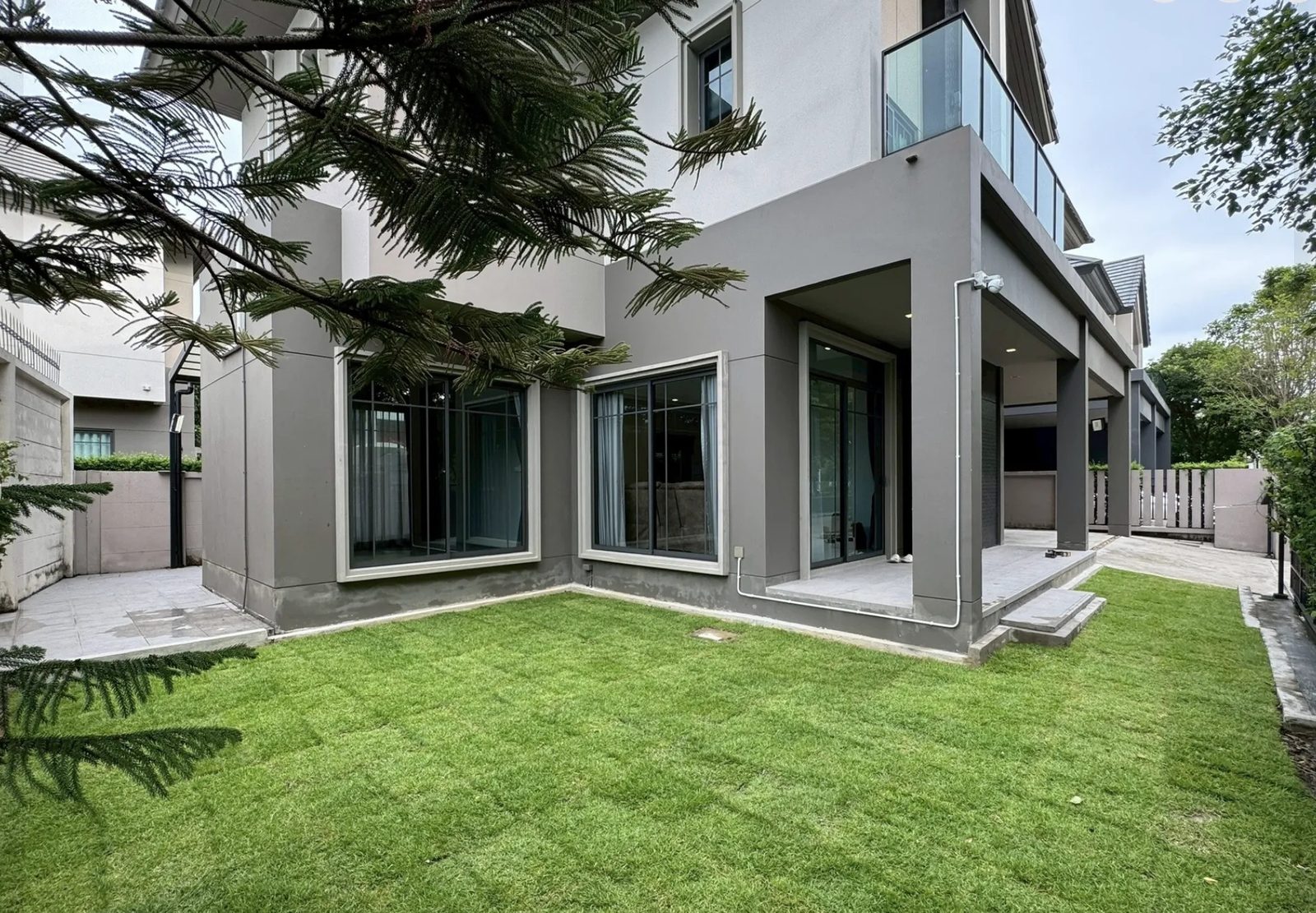 4 Bedroom House for rent at Bangkok Boulevard Sathorn-Pinklao 2 — photo 2