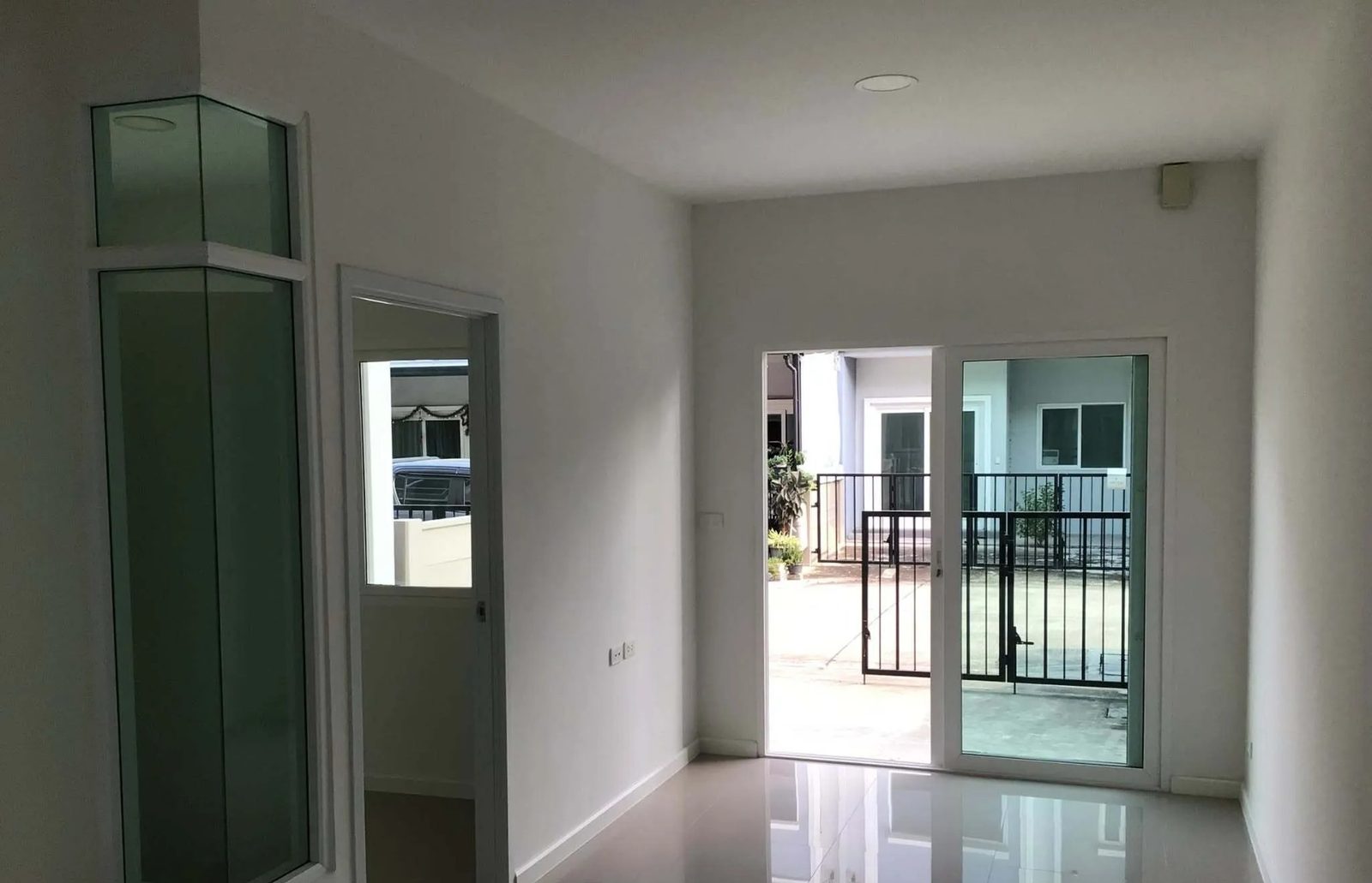 2 Bedroom Townhouse for rent at Casa Wateride Rama 5 — photo 3