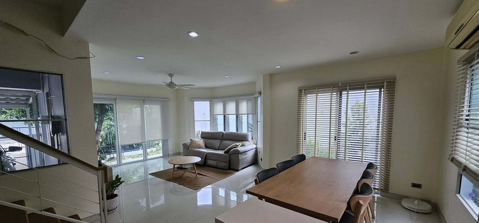 4 Bedroom House for rent at Chaiyapruk Pinklao-Sathorn — photo 2
