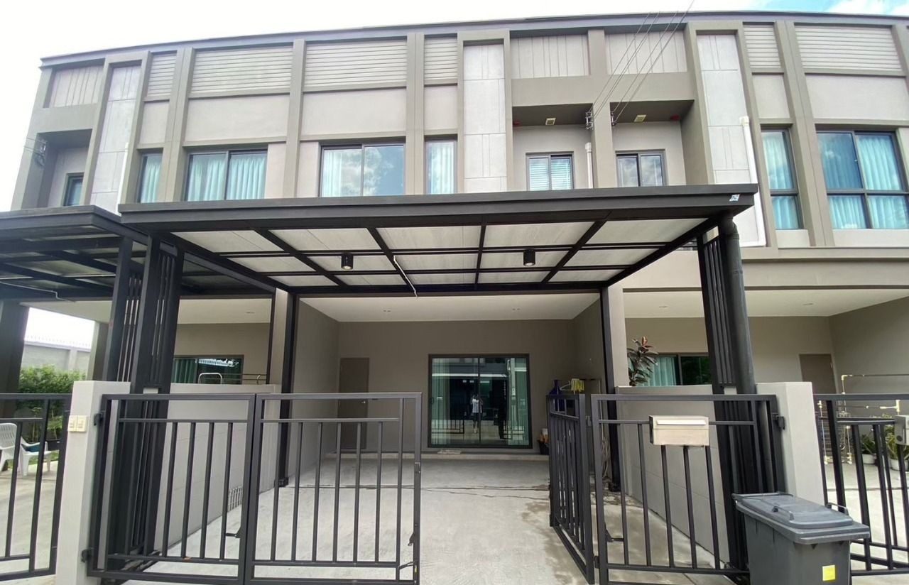 3 Bedroom Townhouse for rent at V Compound Ratchapruek-Pinklao — photo 1