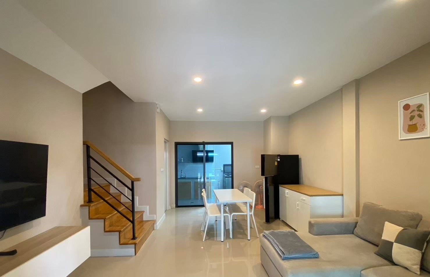 3 Bedroom Townhouse for rent at V Compound Ratchapruek-Pinklao — photo 2