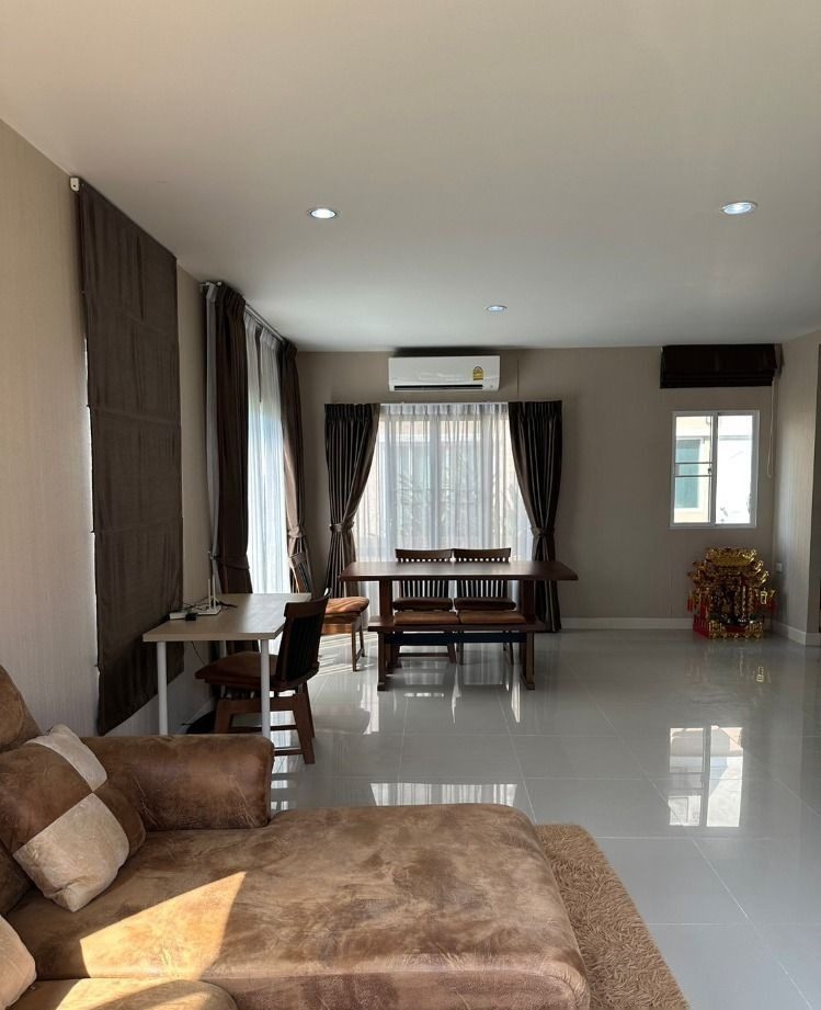 Single House for Rent with private garden — photo 1