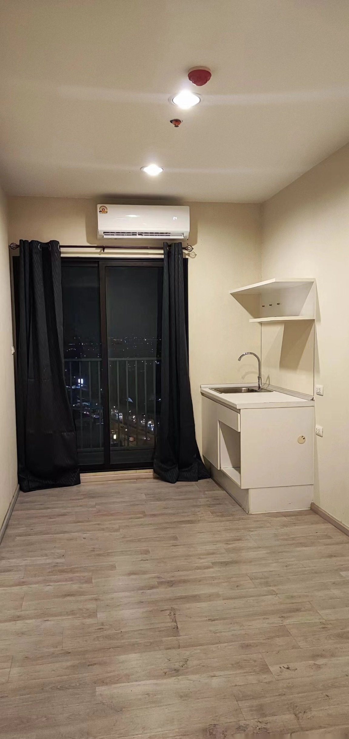 1 Bedroom Condo for rent at Plum Condo Central Station — photo 5