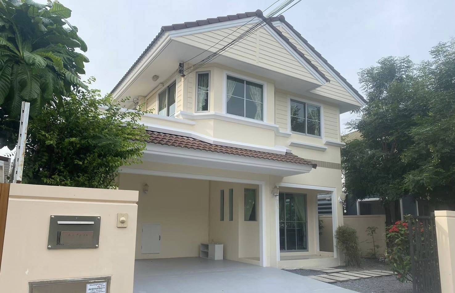 3 Bedroom House for rent at Pruklada Wongwaen-Rattanathibet