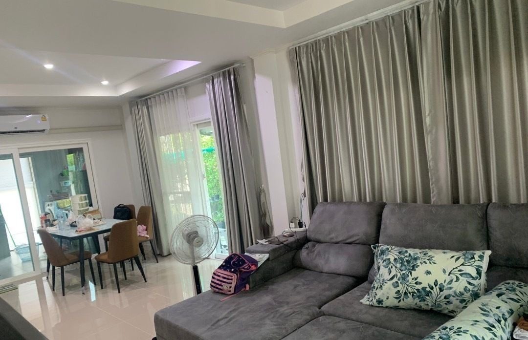 4 Bedroom House for rent at Supalai Park Ville Pinklao - Kanchana