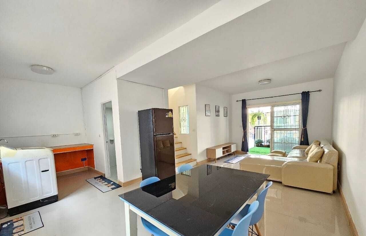 3 Bedroom Townhouse for rent at Pruksa Ville 28 Wongwaen-Rattanathibet — photo 3