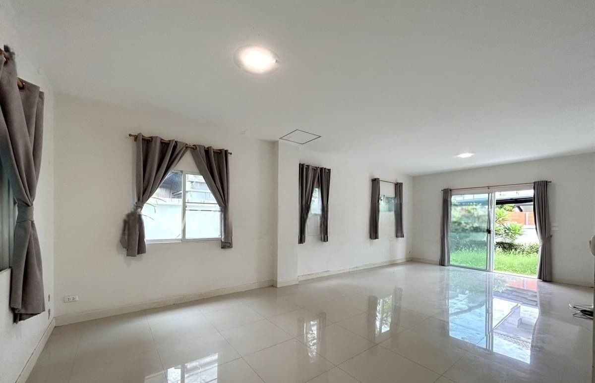 4 Bedroom House for rent at Lanceo Crib Pinklao-Rama 5 — photo 4