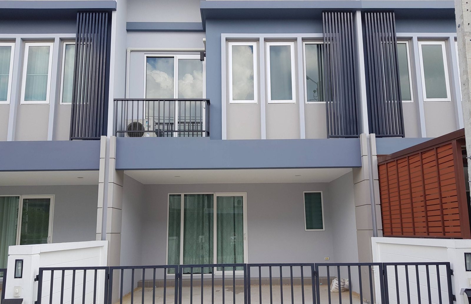 4 Bedroom Townhouse for rent at Chuan Chuen Town Kanchanapisek–Bangyai