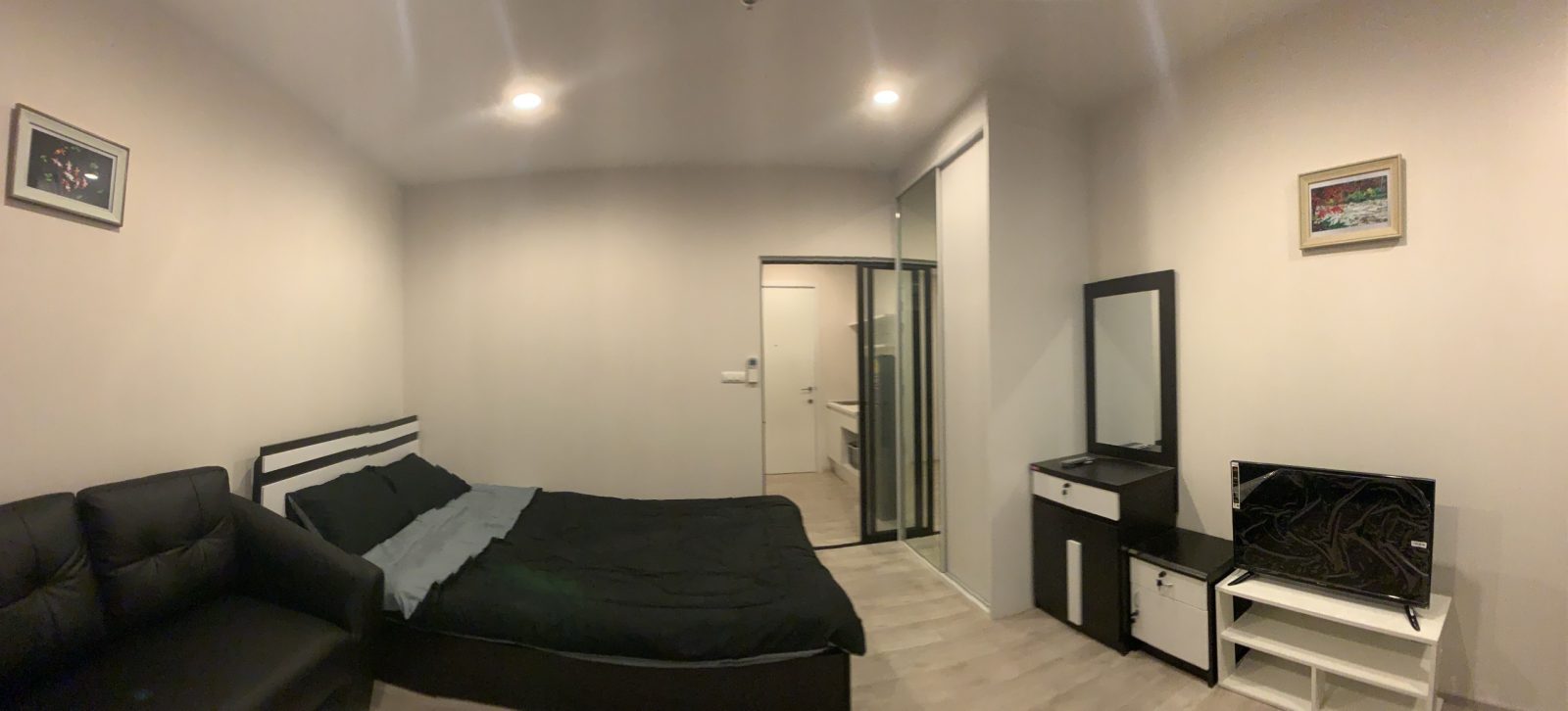 Studio Condo for rent at Plum Condo Central Station — photo 2