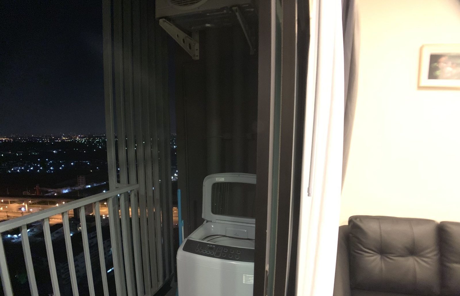 Studio Condo for rent at Plum Condo Central Station — photo 4