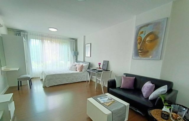1 Bedroom Condo for rent at Baan Koo Kiang — photo 2