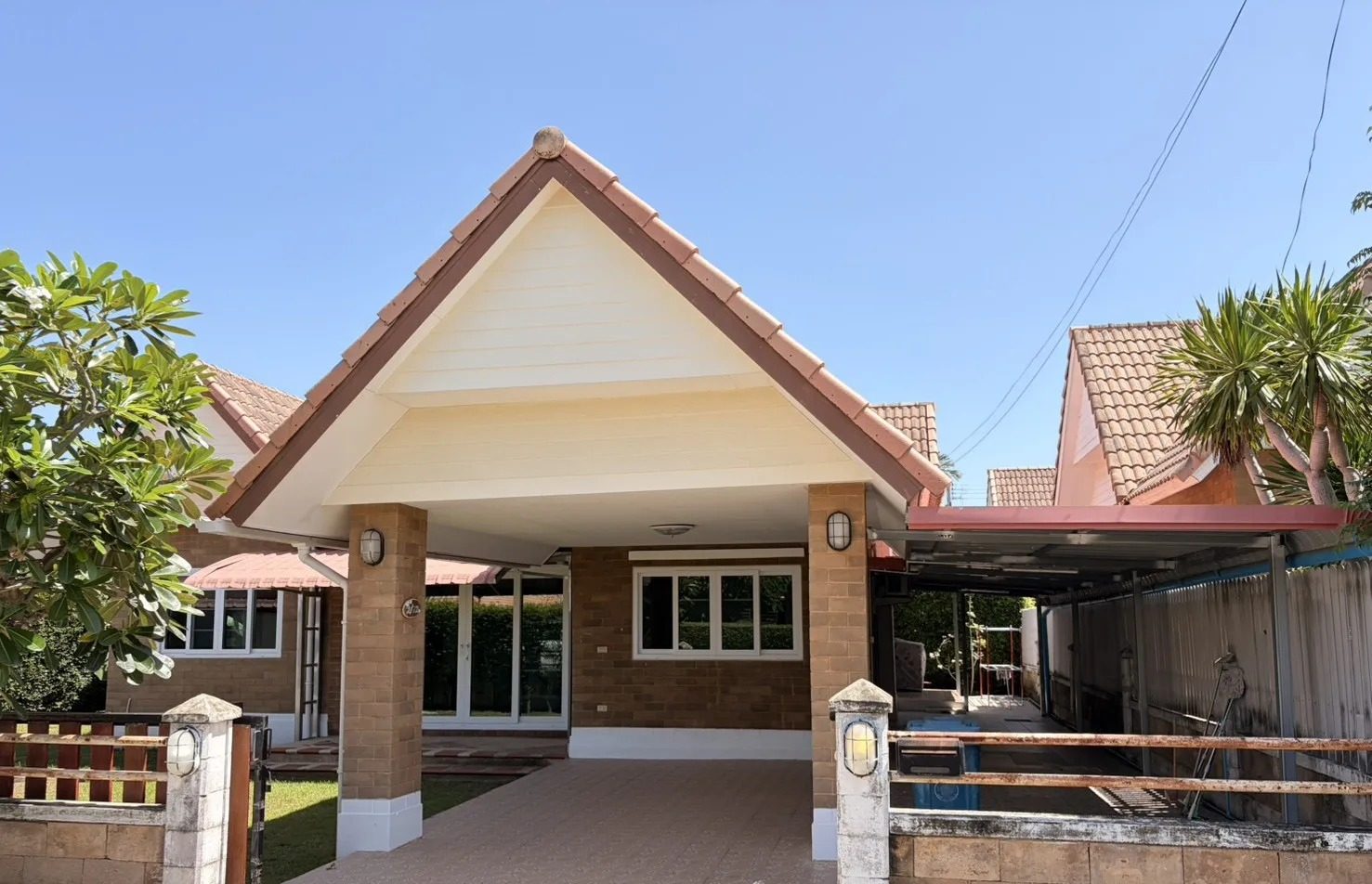 3 Bedroom House for rent at Dusita Village 1
