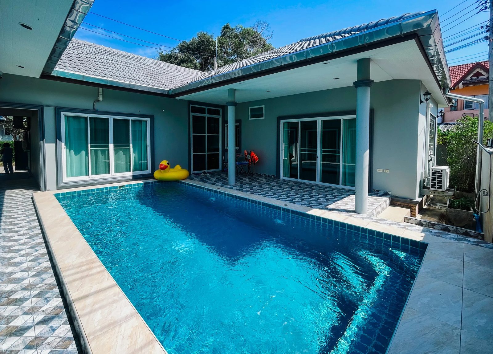 4 Bedroom 3 Bathroom villa for sale in Hin Lek Fai — photo 1