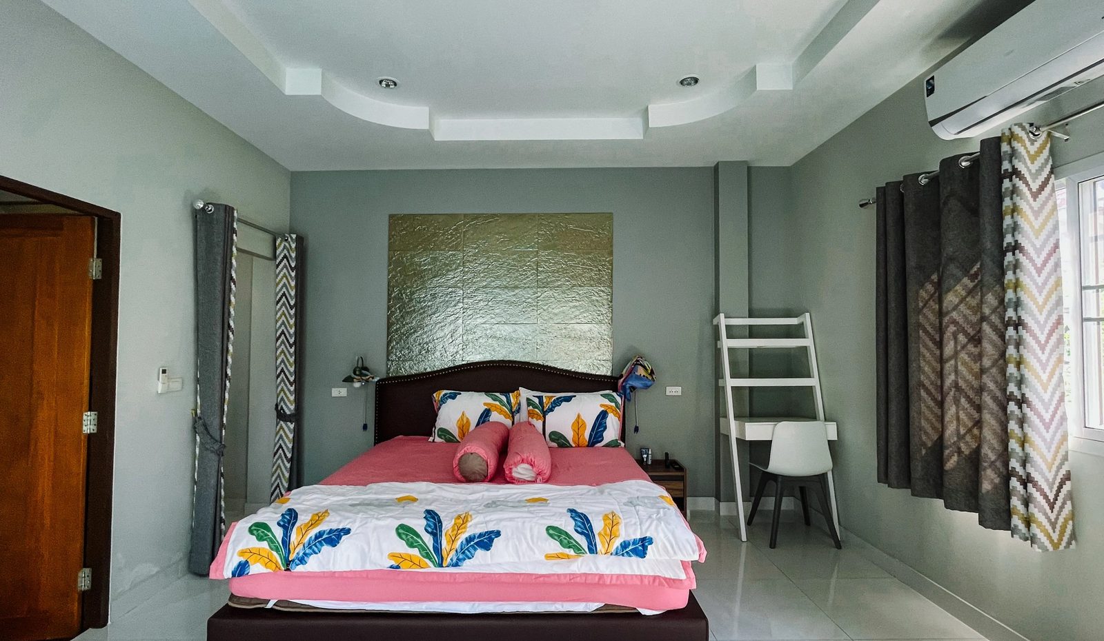4 Bedroom 3 Bathroom villa for sale in Hin Lek Fai — photo 4