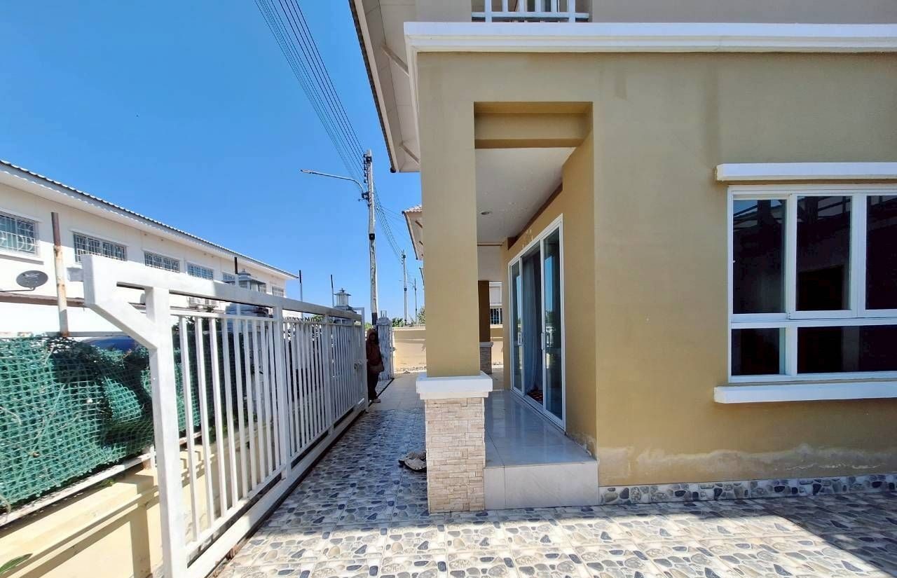 4 Bedroom Townhouse for rent at Glory House 2 — photo 5