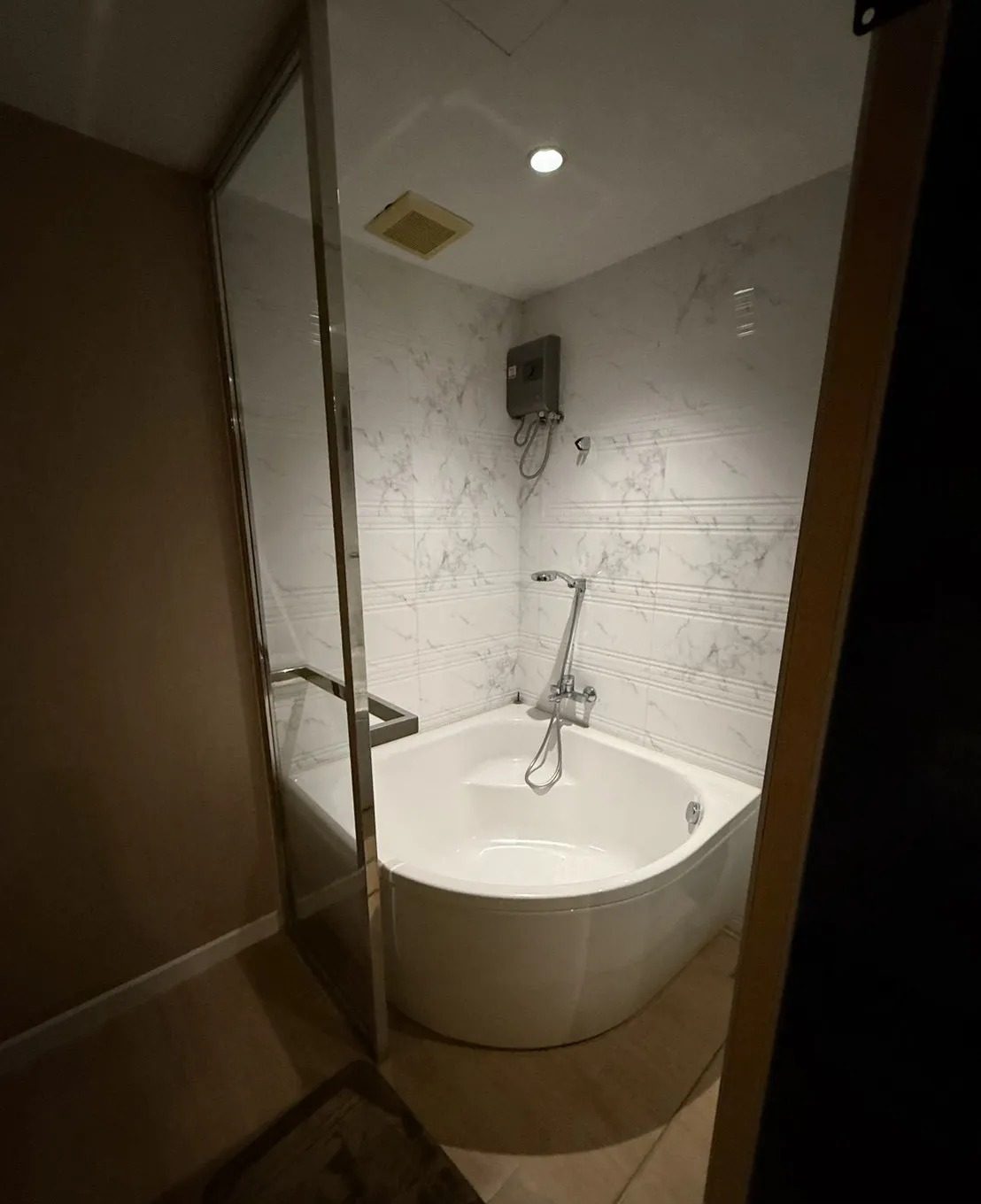 1 Bedroom Condo for rent at Maysa Condo — photo 5