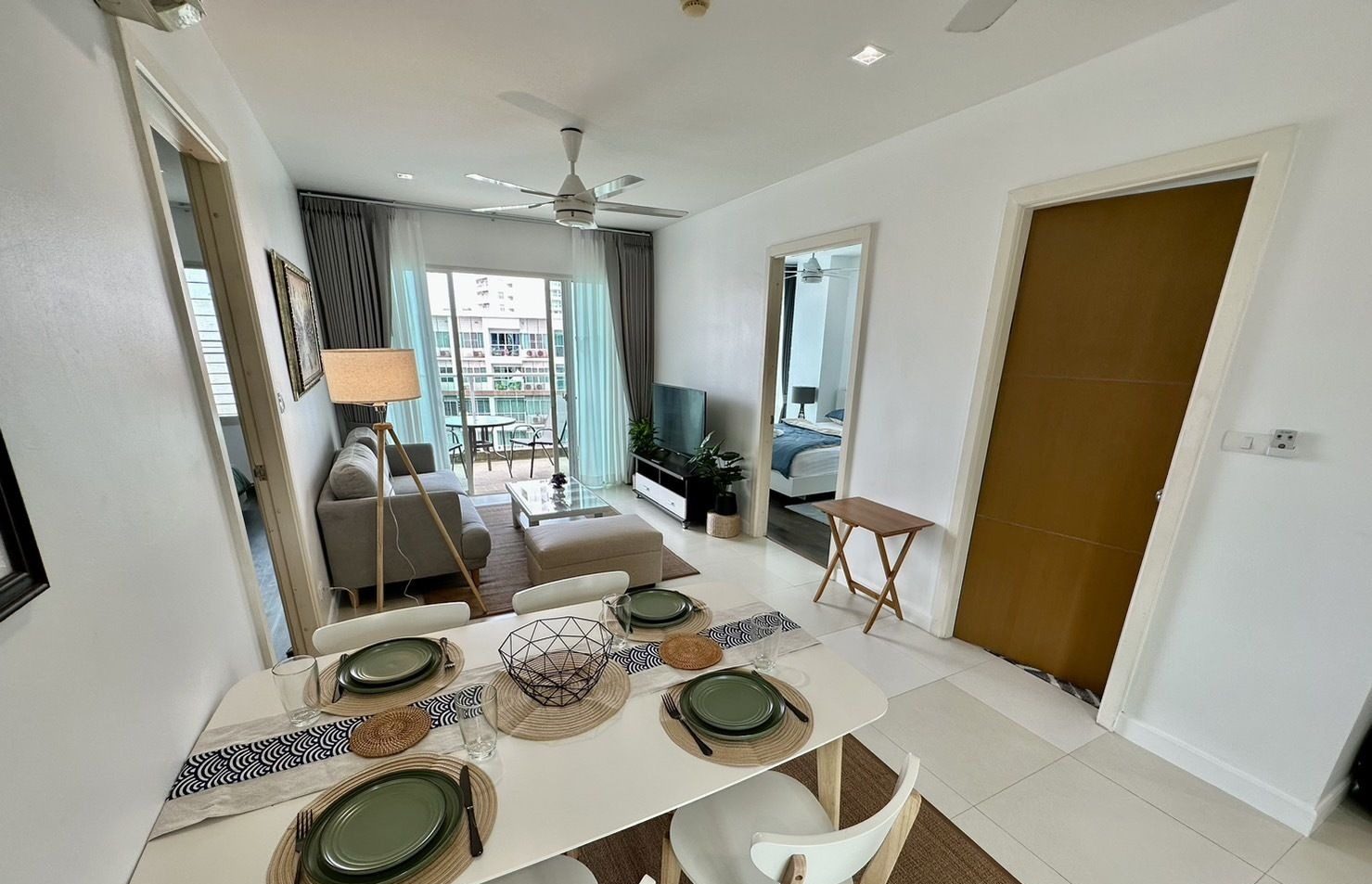 2 Bedroom Condo for rent at The Seacraze