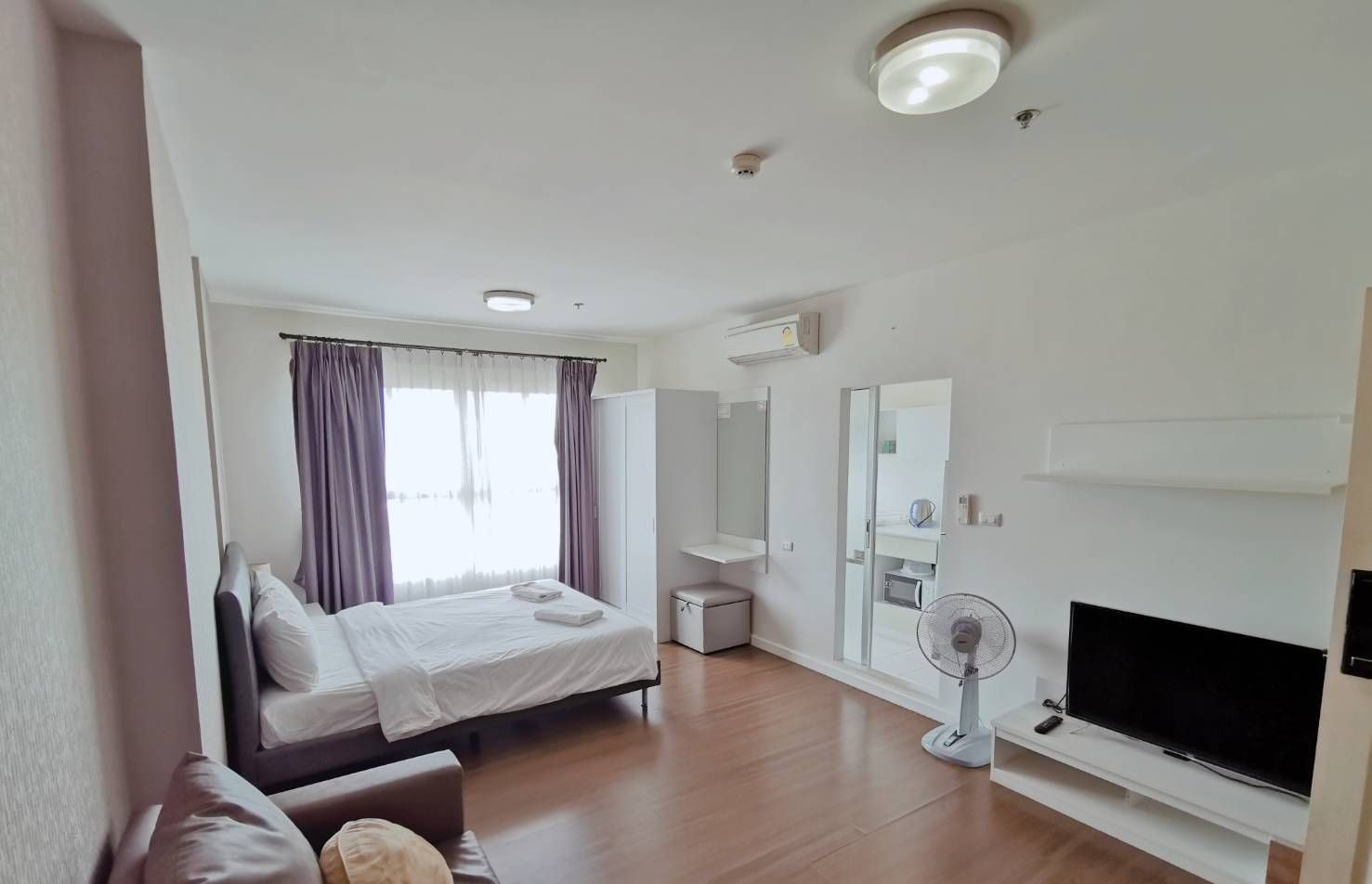 Studio Condo for rent at Baan Kiang Fah — photo 2