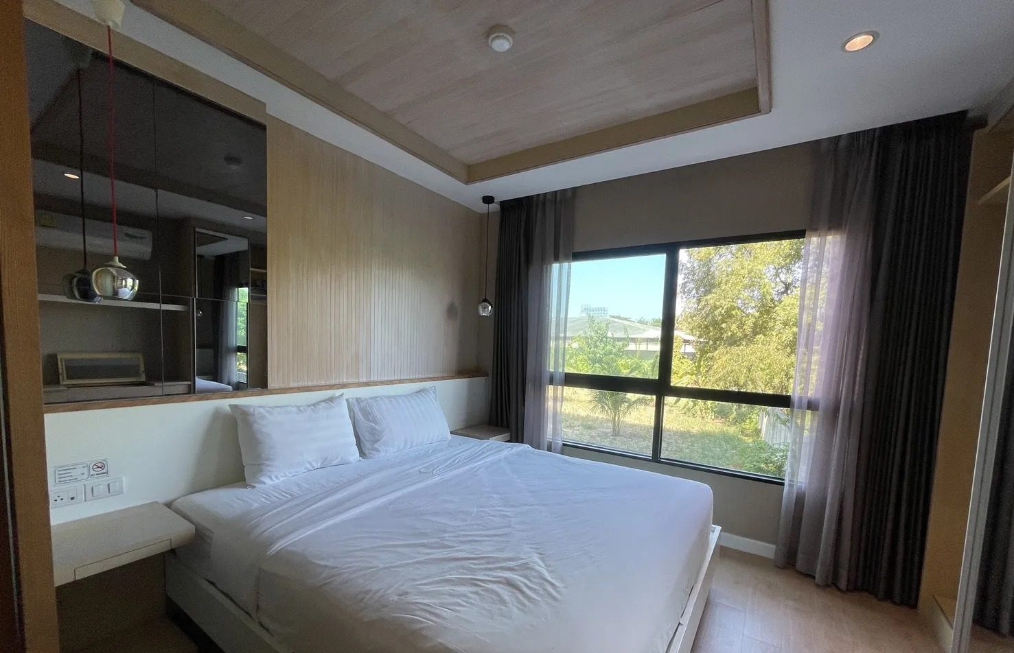 1 Bedroom Condo for rent at Maysa Condo — photo 2