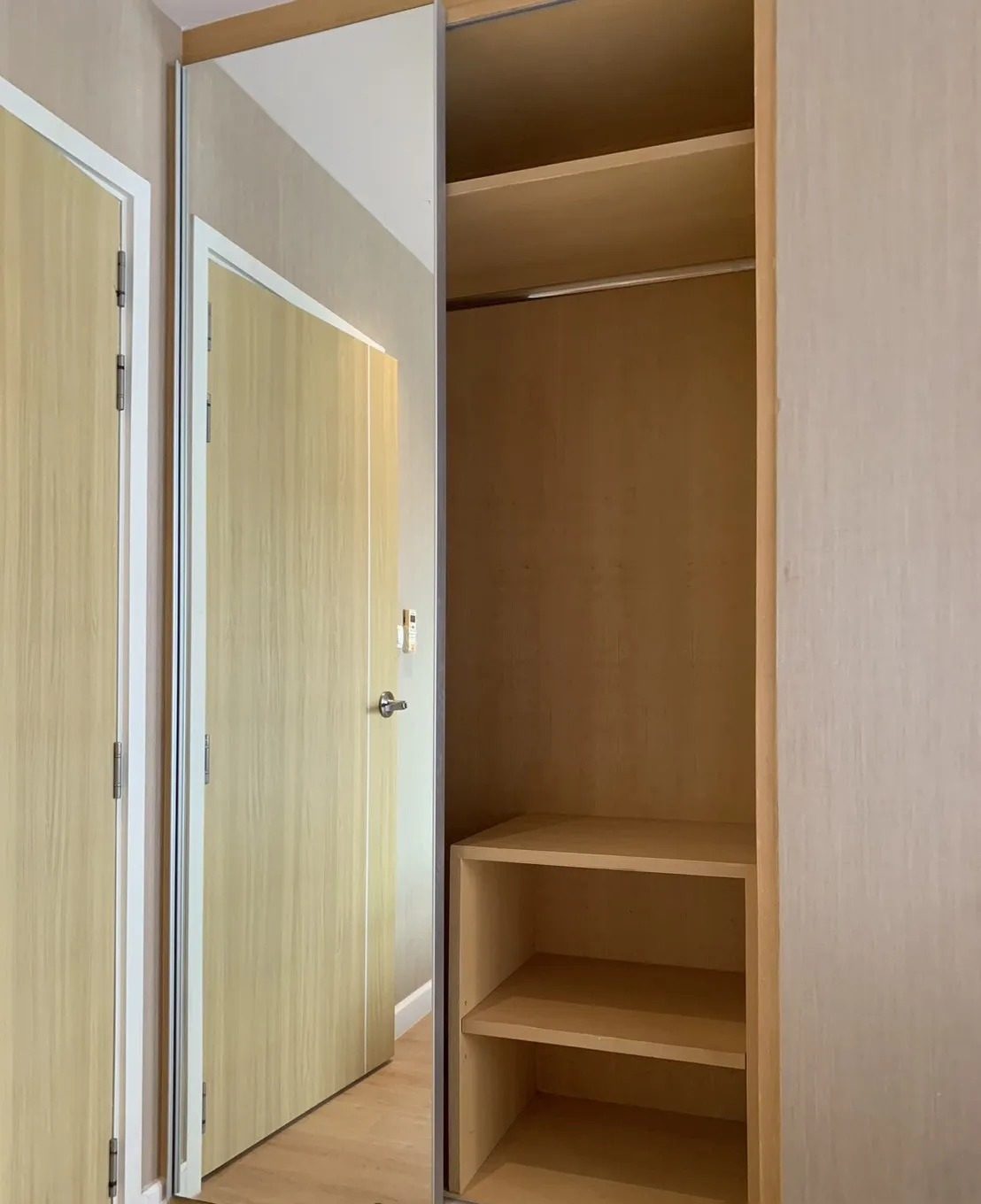 1 Bedroom Condo for rent at Maysa Condo — photo 2
