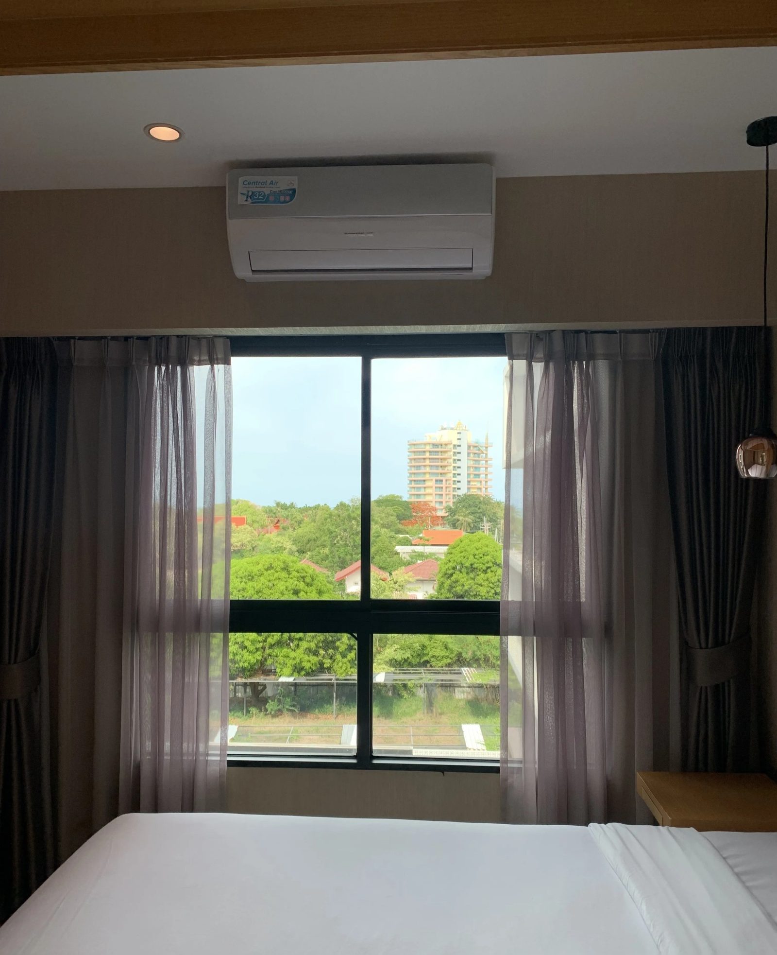 1 Bedroom Condo for rent at Maysa Condo — photo 3