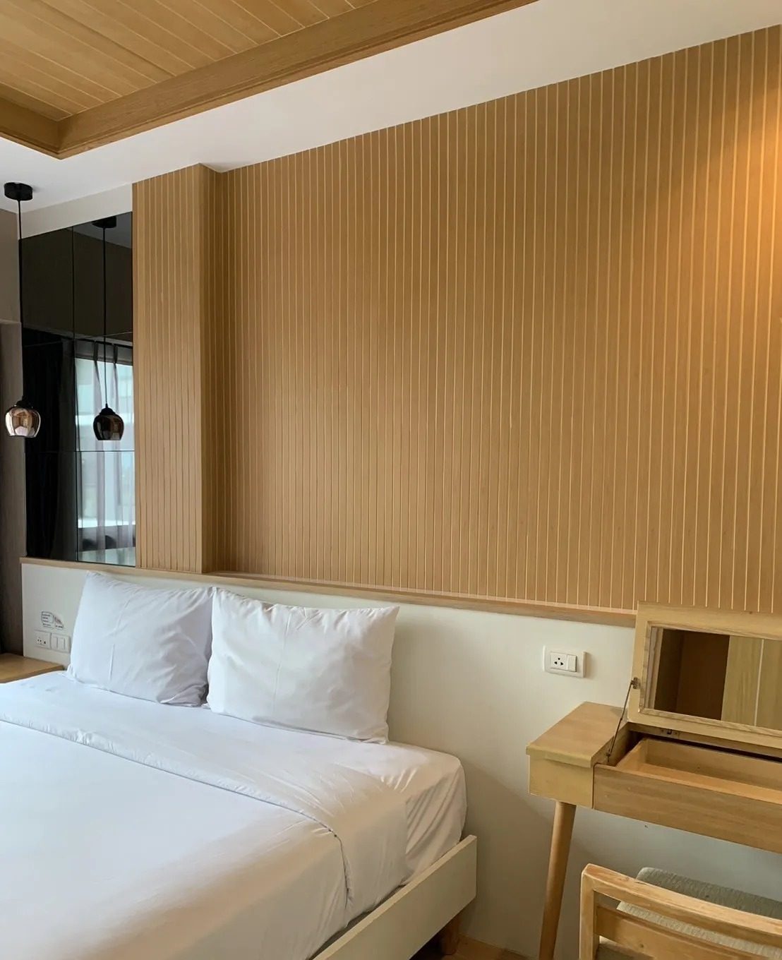 1 Bedroom Condo for rent at Maysa Condo — photo 4