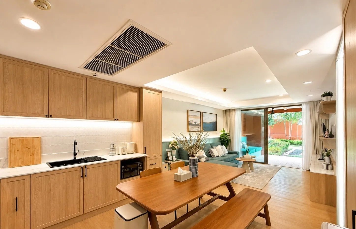 2 Bedroom Condo for rent at Las Tortugas Condo — photo 4