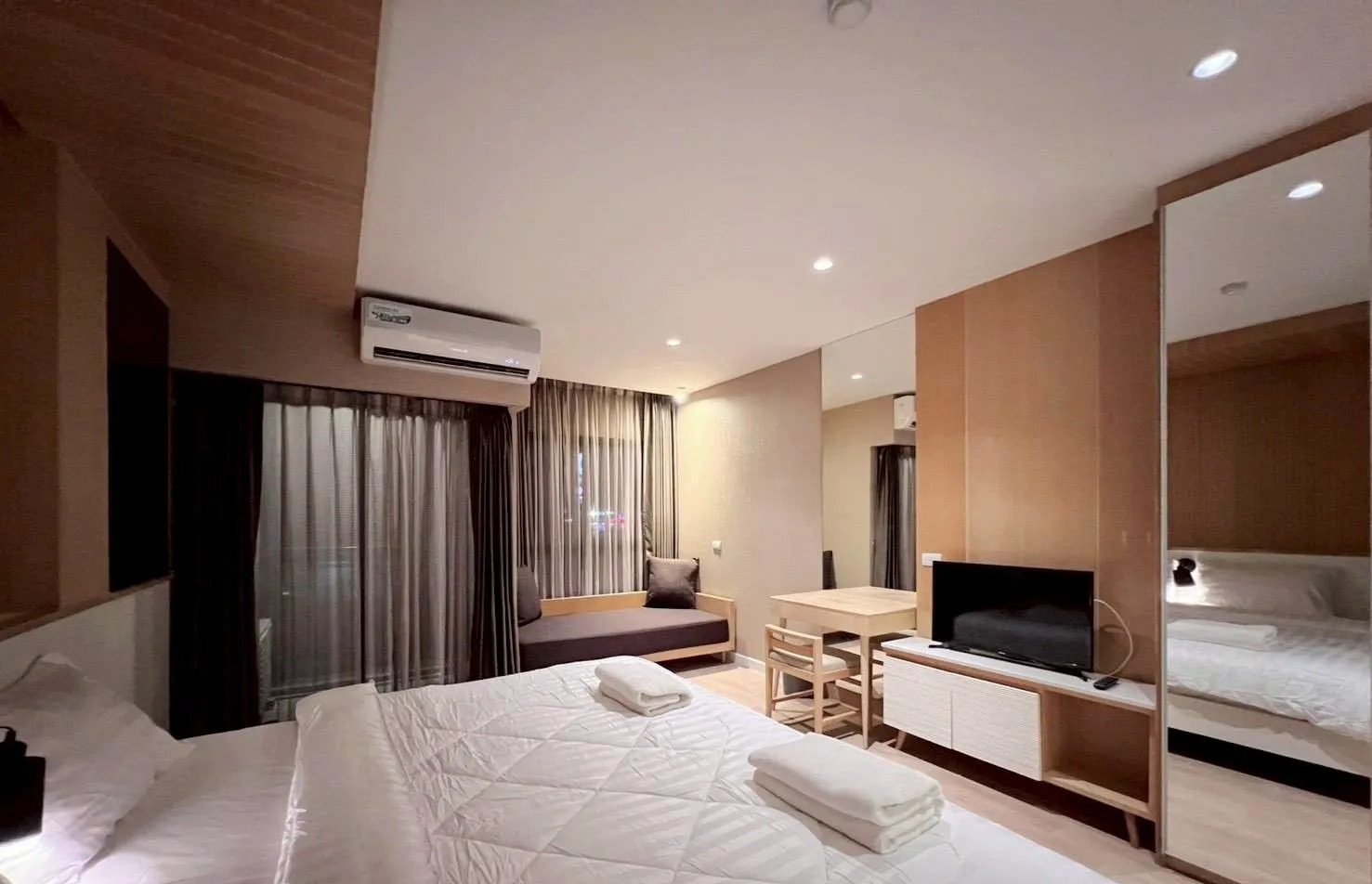 Studio Condo for rent at Maysa Condo — photo 1
