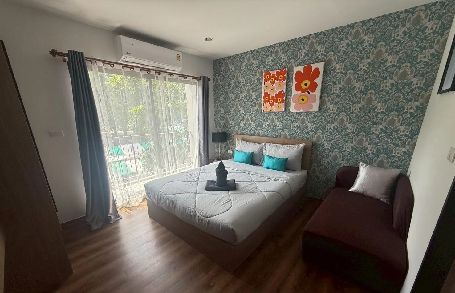 Studio Condo for rent at La Habana — photo 2