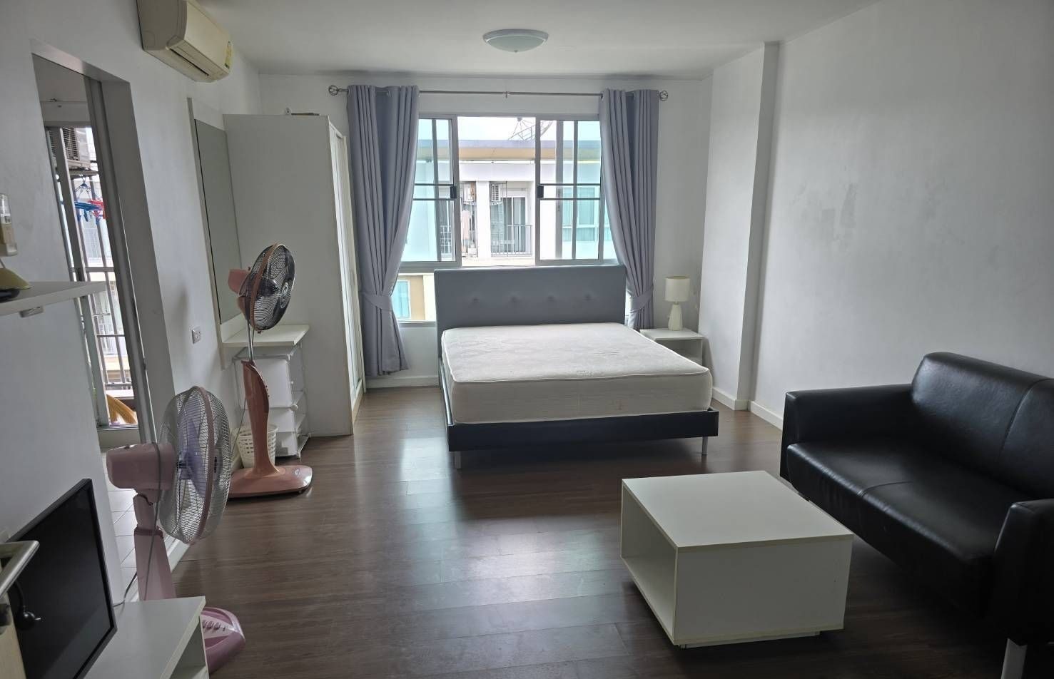 1 Bedroom Condo for rent at Baan Kun Koey — photo 2