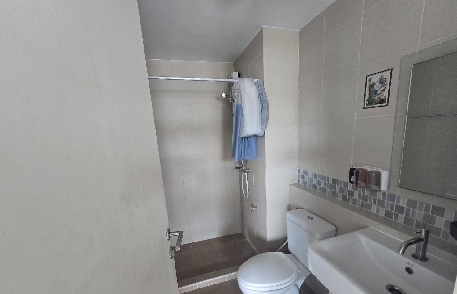 1 Bedroom Condo for rent at Baan Kun Koey — photo 5