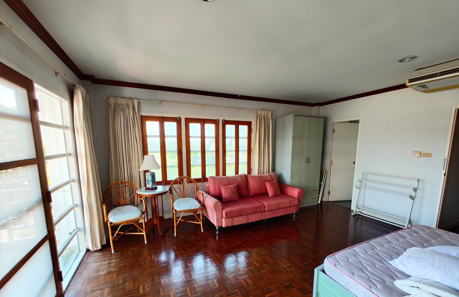 3 Bedroom Townhouse for rent at Baan Sra Suan — photo 2