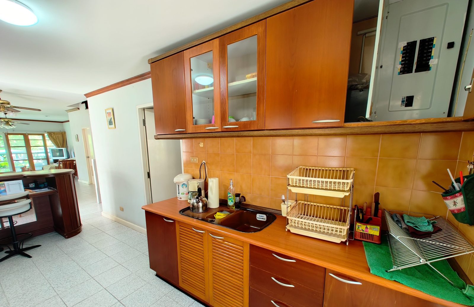 3 Bedroom Townhouse for rent at Baan Sra Suan — photo 3