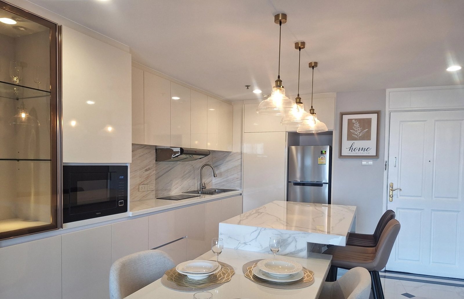 2 Bedroom Condo for rent at Baan Sansaran Condo