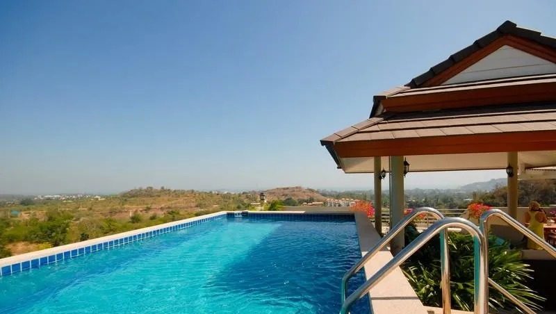 3 Bedroom Condo for rent at SeaRidge — photo 1