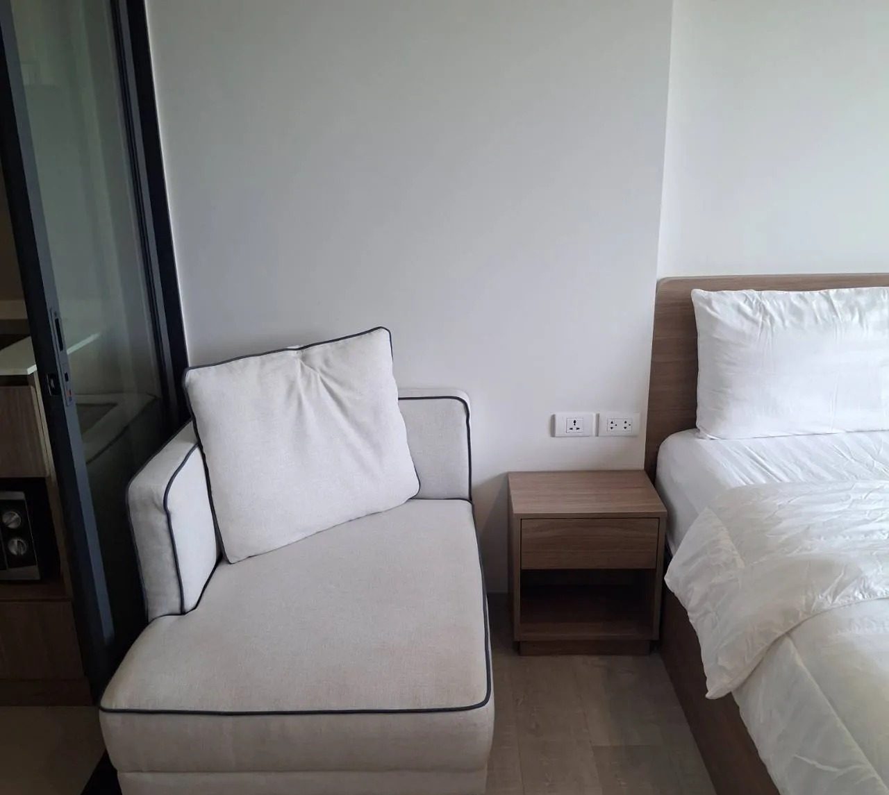 1 Bedroom Condo for rent at La Casita — photo 2