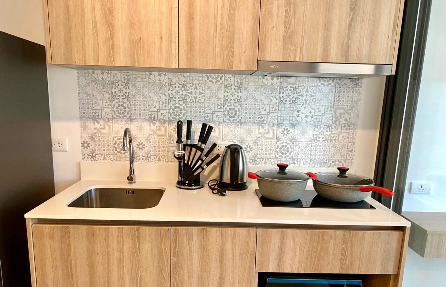 Studio Condo for rent at La Habana — photo 3