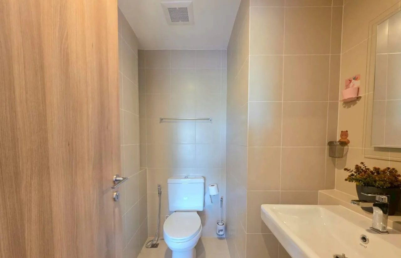 1 Bedroom Condo for rent at La Habana — photo 5