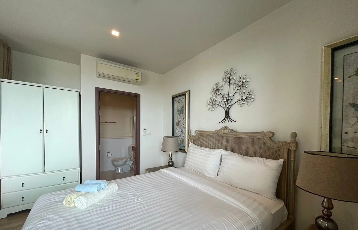 2 Bedroom Condo for rent at Autumn Condominium — photo 4