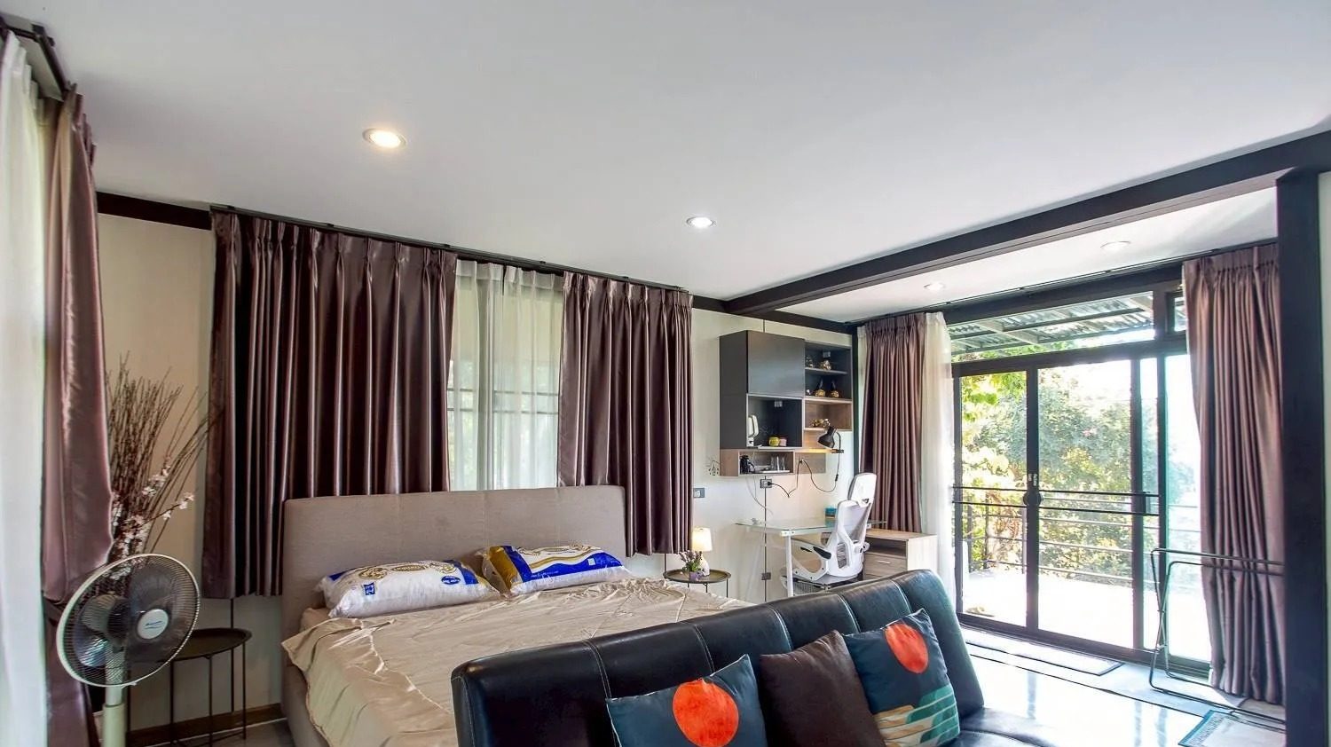 Spacious 4-Bedroom – Hua Hin Soi 102 — photo 3