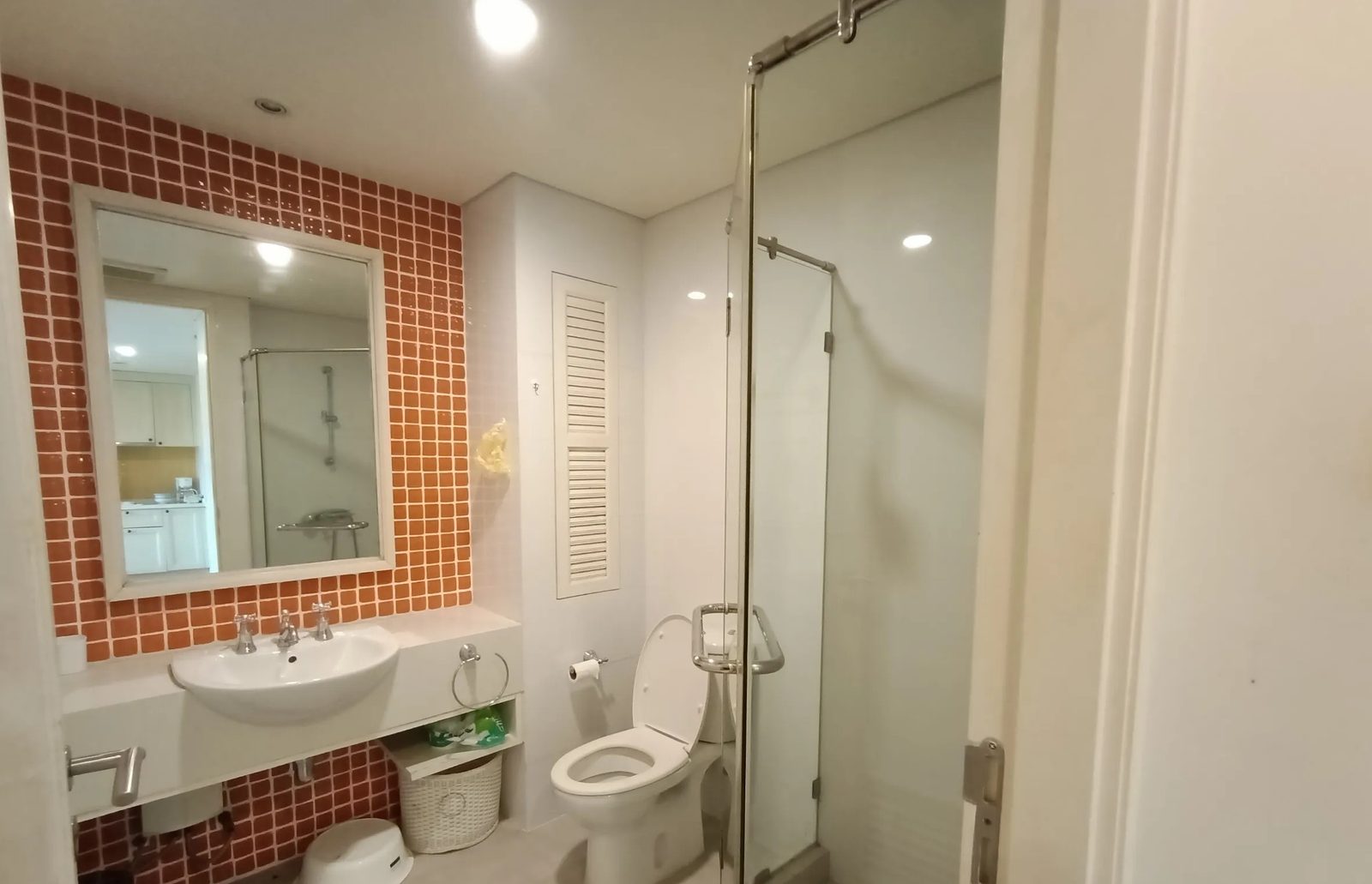 1 Bedroom Condo for rent at Mykonos Condo — photo 5