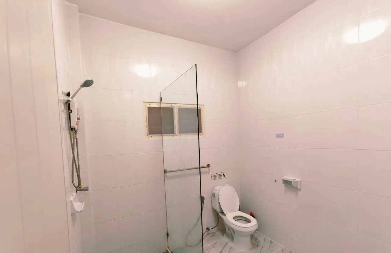 House Close to Market Village for Rent — photo 5